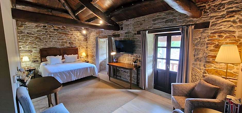 Habitaciones La Cuevona de Guitiriz,Parga, en el camino norte Lugo