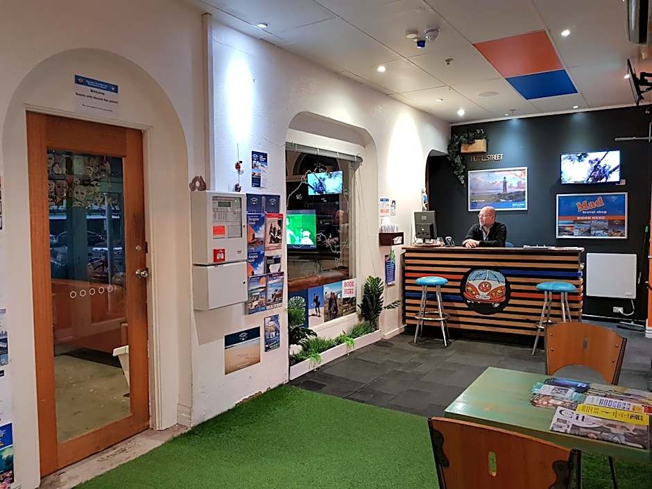 Adelaide Travellers Inn Backpackers Hostel