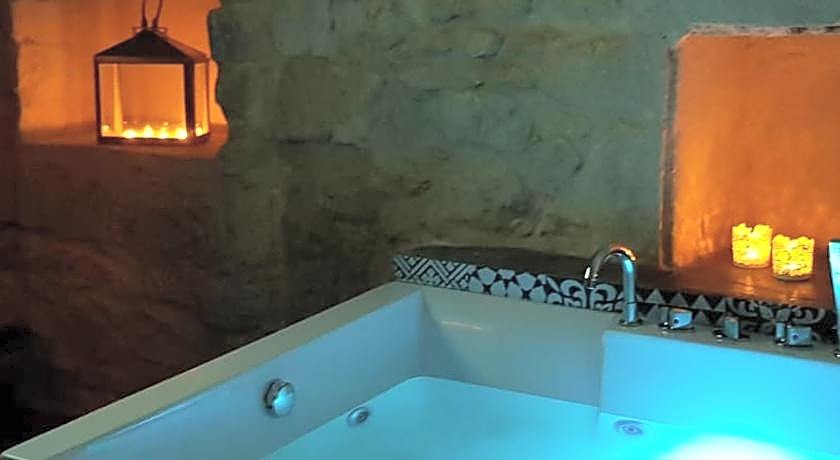 Giumbabulla Luxury House