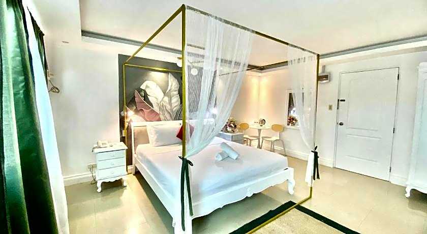 Hotel Euroasia by Bluebookers