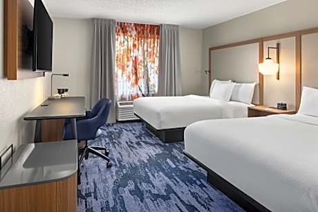 Queen Room with Two Queen Beds and Bathtub - Mobility Access/Hearing Accessible
