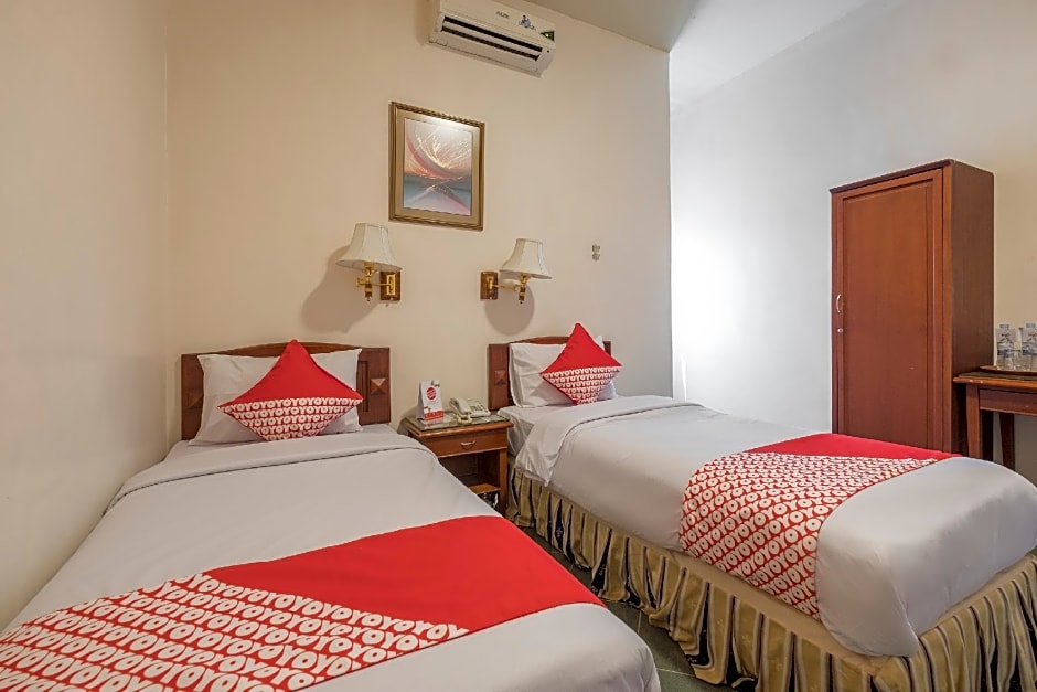 OYO 1090 Hotel Anging Mammiri Makassar