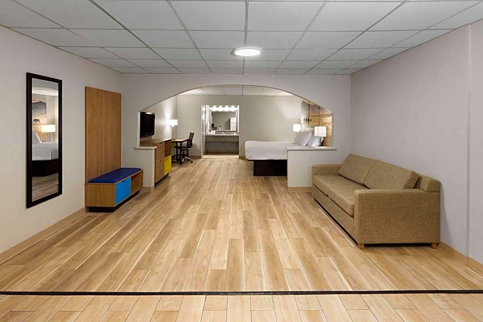 Days Inn by Wyndham Oklahoma City