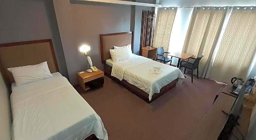 Hotel Camila 2