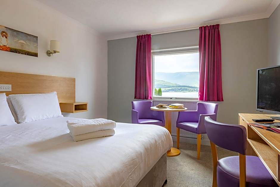 Photo 1 of 4 of Double Room