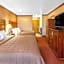 Ramada by Wyndham Mackinaw City Waterfront