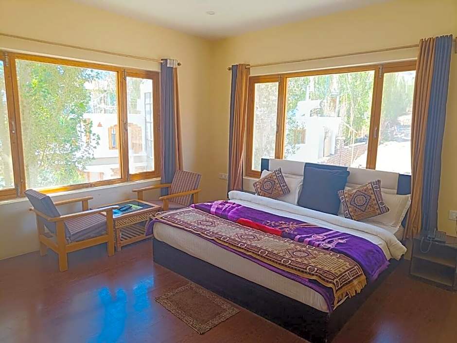 Glacier View Guest House