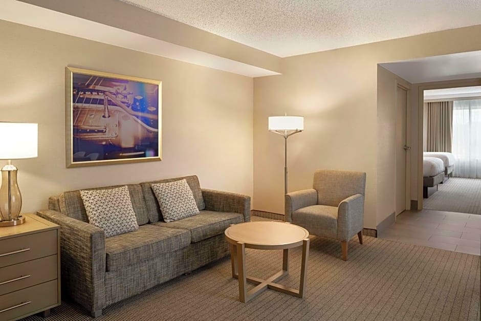 Embassy Suites By Hilton Hotel Cleveland-Rockside