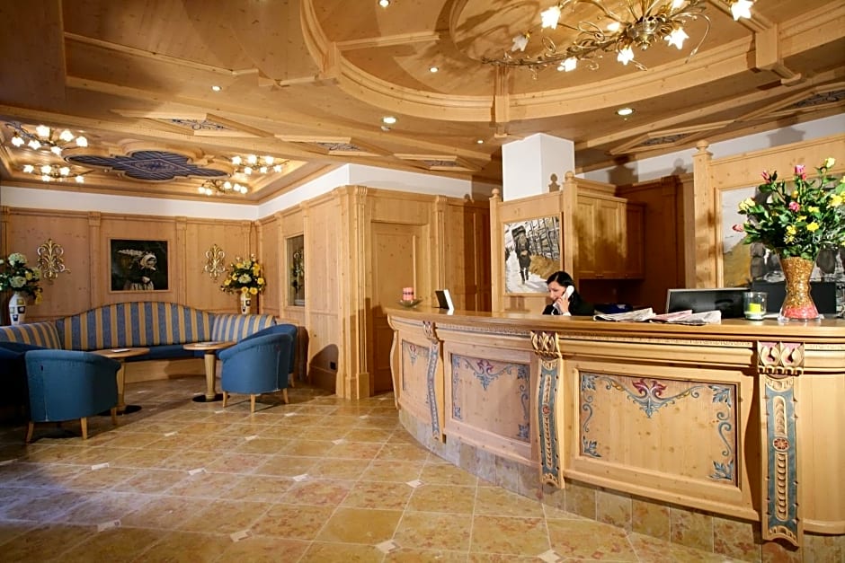 Hotel Garni La Roccia