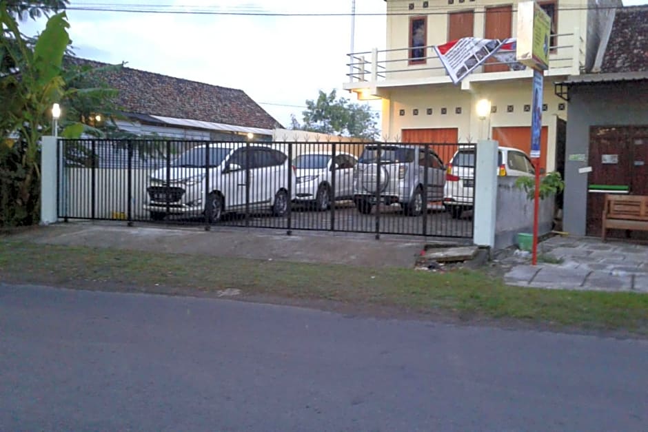 Rumah Singgah Peziarah Ganjuran