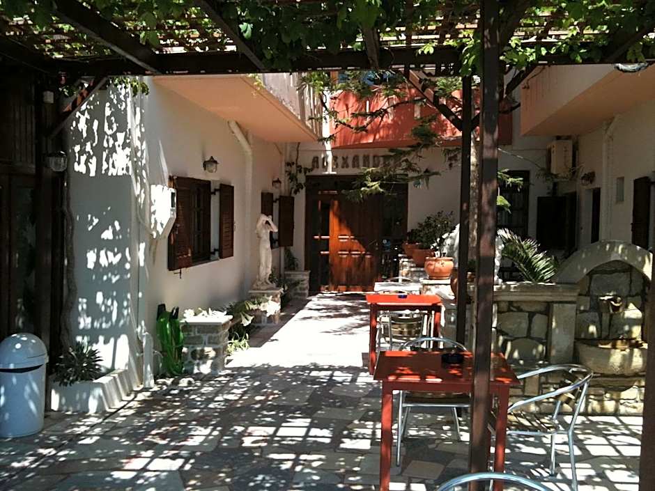 Alexander Beach Hotel