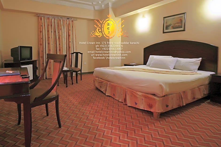 Hotel Crown Inn