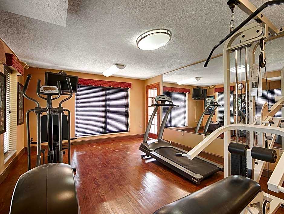MHO Inn & Suites