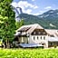 JUFA Hotel Grundlsee