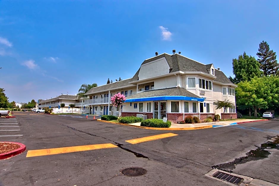 Motel 6-Sacramento, CA - South