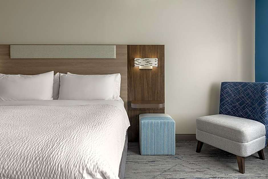 Holiday Inn Express Hotel & Suites Brockville By IHG