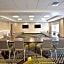 Holiday Inn Express and Suites South Hill By IHG