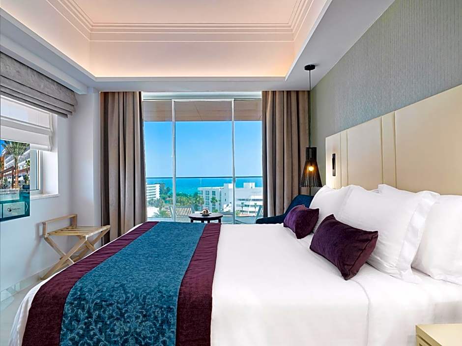 Amanti, MadeForTwo Hotels - Ayia Napa