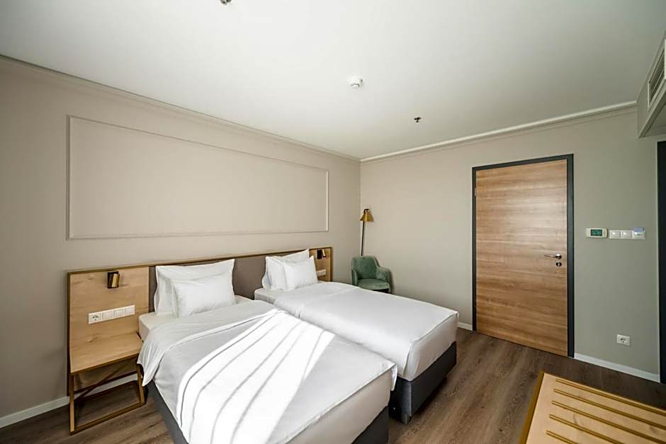 Expo Tower by Mellow Mood Hotels