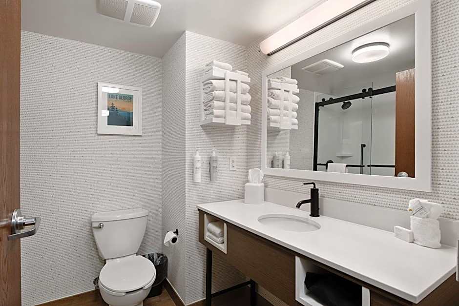Hampton Inn By Hilton & Suites Lake George, NY