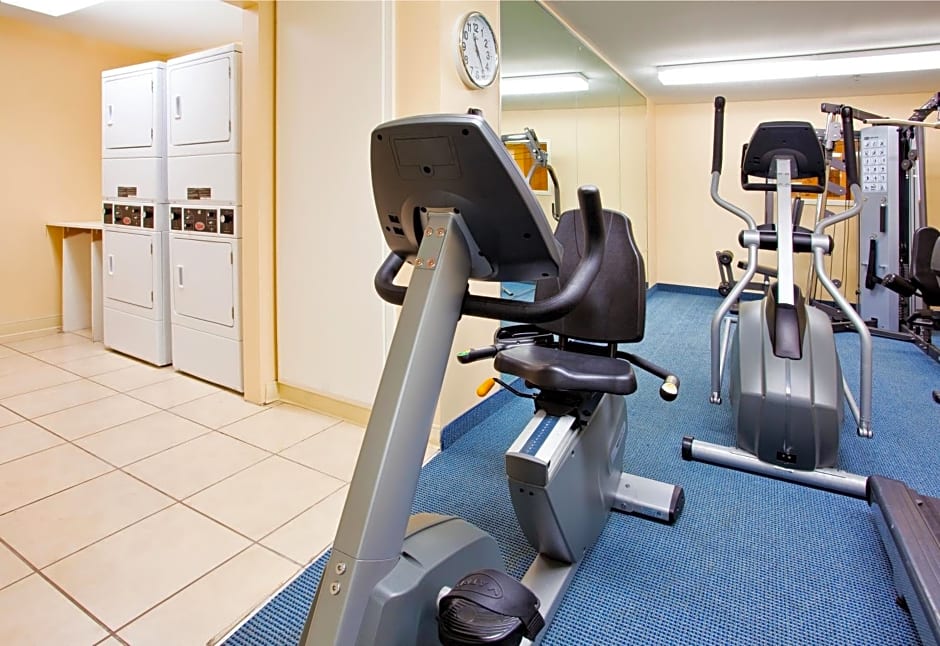 Candlewood Suites Jacksonville, an IHG Hotel