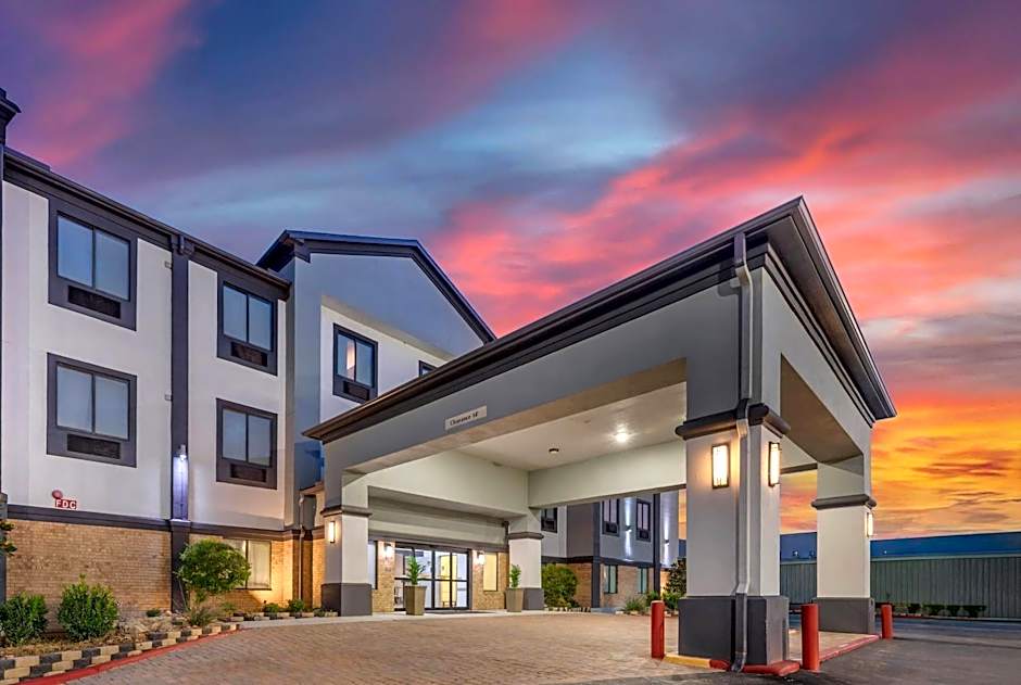 Comfort Inn & Suites
