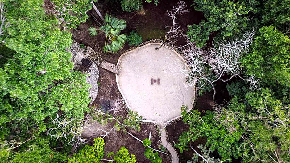 Xuux Peek by Tecnohotel