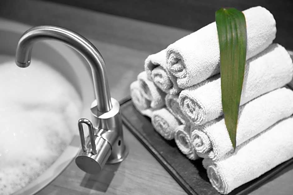 The Lamp Hotel & Spa