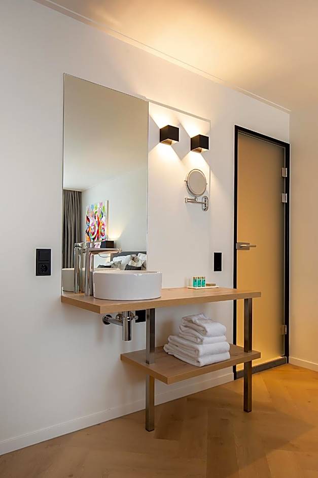 Snoozz Hotels Bolsward Boutique hotel zonder receptie met digitale sleutel