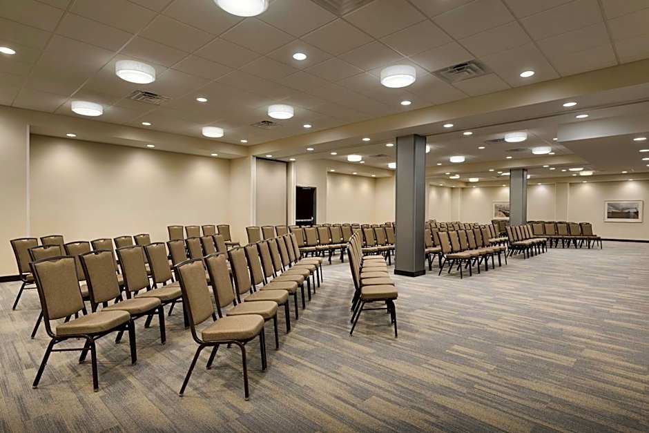 Holiday Inn & Suites Duluth-Downtown By IHG
