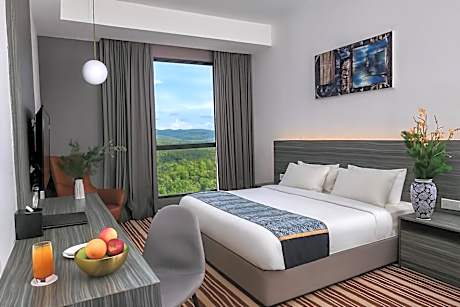 Deluxe Nature View King