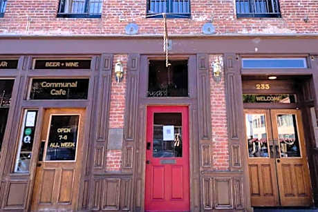 Speakeasy Suites Sleeps 18