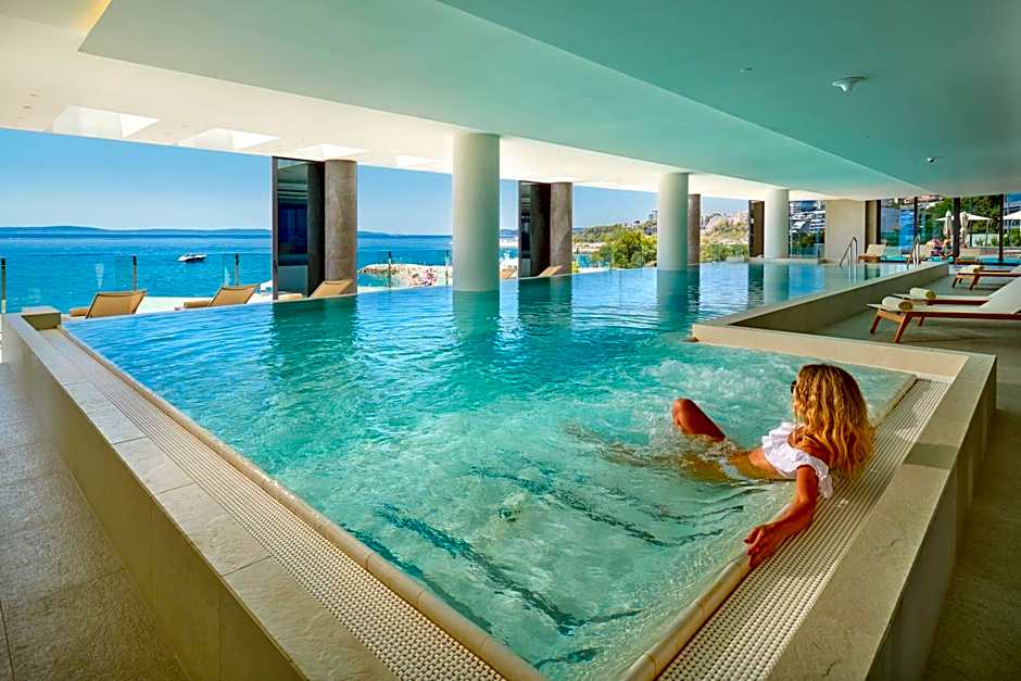 Amphora Hotel — 50 fotoğraftan 1. fotoğraf