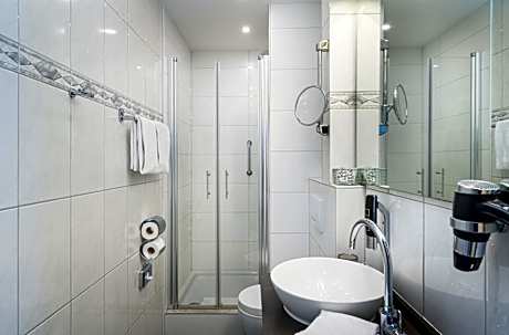 Arthotel ANA Liberty, Trademark Collection by Wyndham