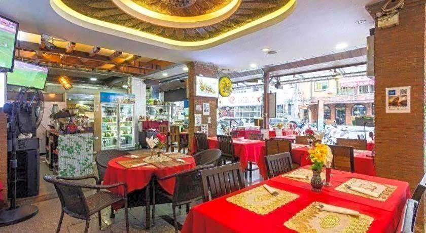 Tanawan Phuket Hotel