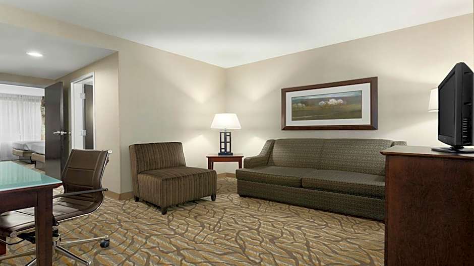 Holiday Inn Hotel & Suites Gateway By IHG