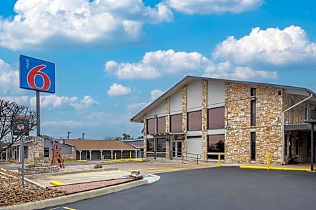 Motel 6 Boerne