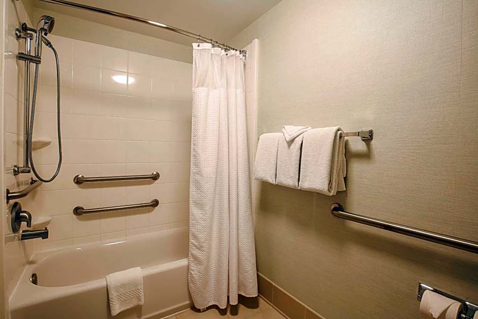 Courtyard by Marriott Flint Grand Blanc