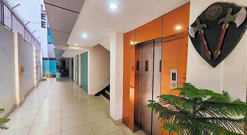 Hotel Lee International