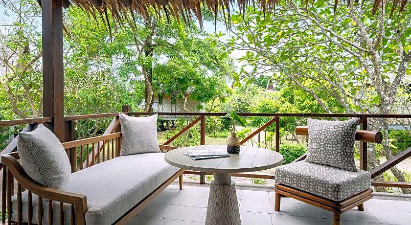 SAii Phi Phi Island Village