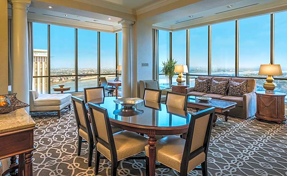 Hilton New Orleans Riverside