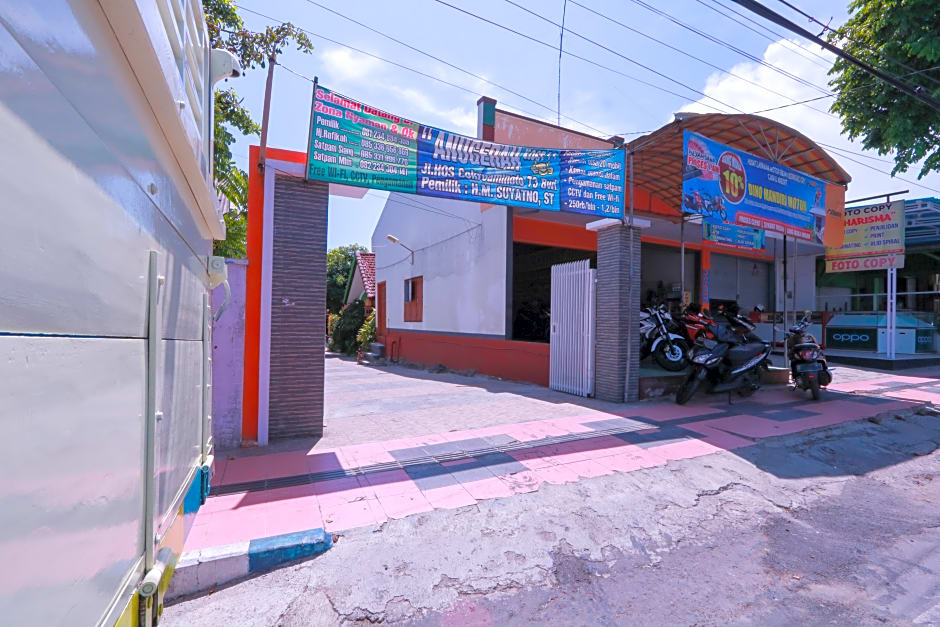 Spot On 2117 Anugerah Family Residence