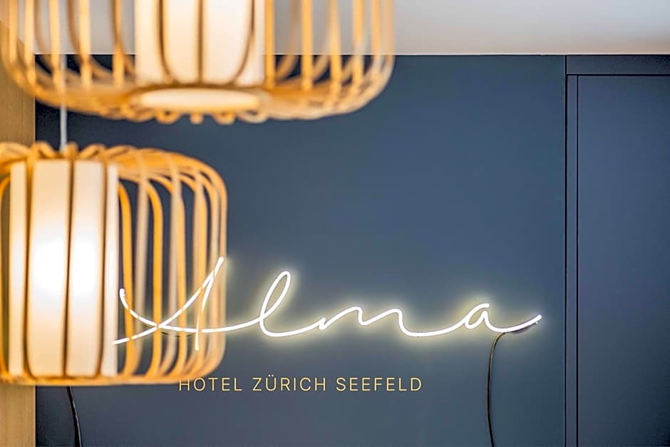 Alma Hotel - Boutique hideaway by the lake with rooftop and ladies-only wellness