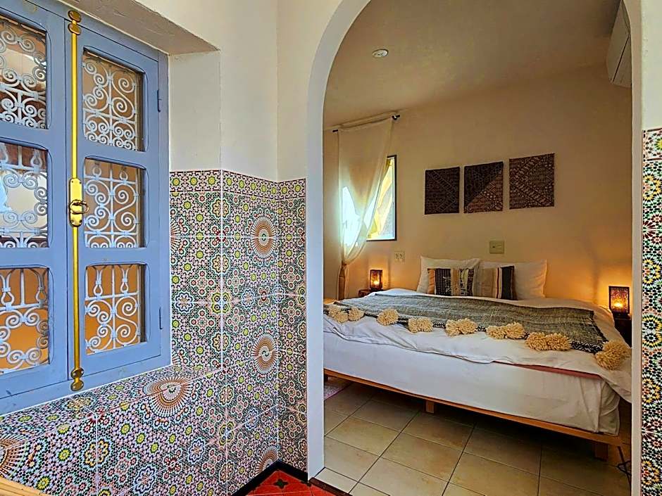 RIAD NANA