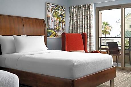 Deluxe Queen Room with Two Queen Beds and Balcony - Non-Smoking