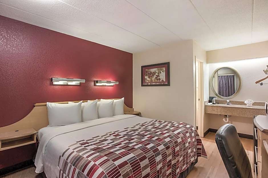 Red Roof Inn - Philadelphia Trevose