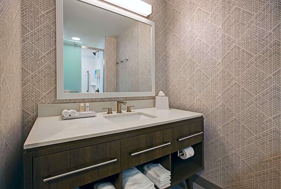 Home2 Suites by Hilton Asheville Airport