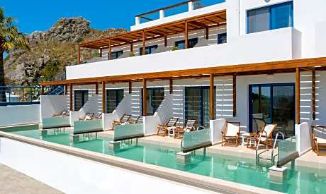 Superior with private pool