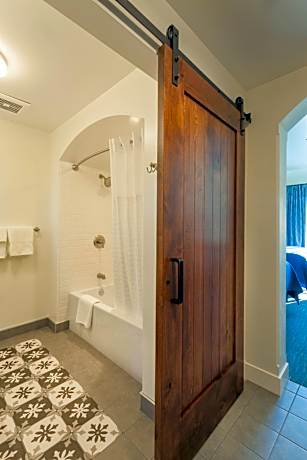 Room with 2 Double Beds, Balcony