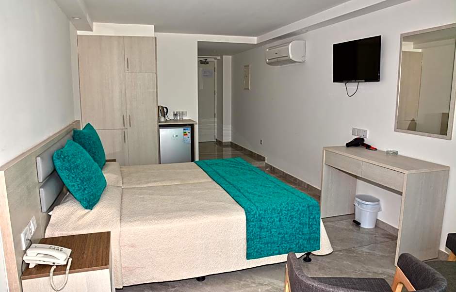 Melini Hotel Suites
